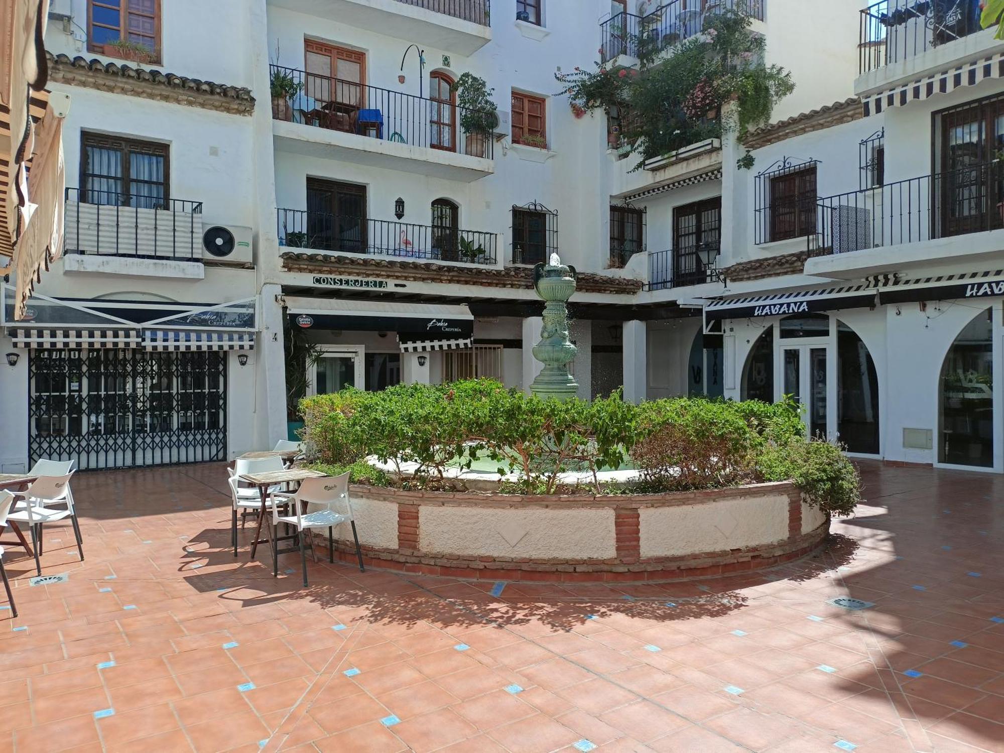 Pura Vida Apartment Торемолинос Екстериор снимка